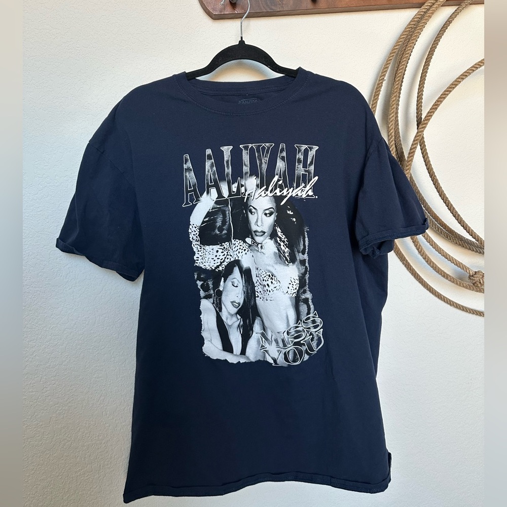 Aaliyah "Miss You" Graphic Tee 🖤